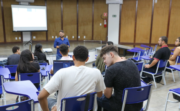 Faculdade de graça com inscrições abertas em Brasília: UnDF