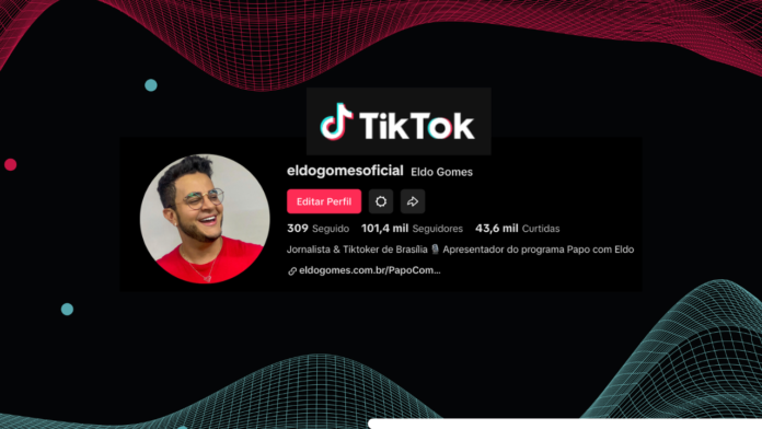 Com 100 mil seguidores, Eldo Gomes se destaca entre os influenciadores Tiktokers de Brasília Brasília, a capital federal do Brasil, tem sido um celeiro de influenciadores digitais, e Eldo Gomes é um dos nomes que se sobressai nesse cenário. Com uma base sólida de 100 mil seguidores no TikTok, Eldo se destaca não apenas pelo número expressivo de seguidores, mas pela qualidade e autenticidade de seu conteúdo. Um marco para @EldoGomesOficial no Tiktok Brasil https://www.tiktok.com/@eldogomesoficial Eldo Gomes, que também é um youtuber de sucesso, conquistou o público do TikTok com vídeos dinâmicos, informativos e cheios de carisma. Seus conteúdos variam desde dicas de viagem, coberturas de eventos culturais, até bate-papos descontraídos com outros influenciadores e personalidades. Essa diversidade temática é um dos fatores que contribuem para sua ampla popularidade na plataforma. A presença de Eldo no TikTok é marcada pela interação constante com seus seguidores. Ele utiliza a plataforma para engajar diretamente com seu público, respondendo perguntas, participando de trends e desafios, além de compartilhar momentos do seu dia a dia de forma autêntica e acessível. Essa proximidade cria uma conexão especial com seus seguidores, que se sentem parte da rotina do influenciador.