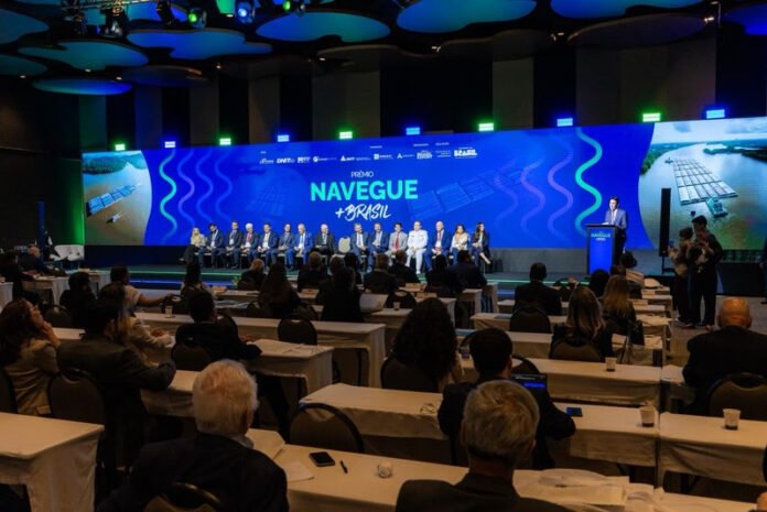 o Prêmio Navegue + Brasil
