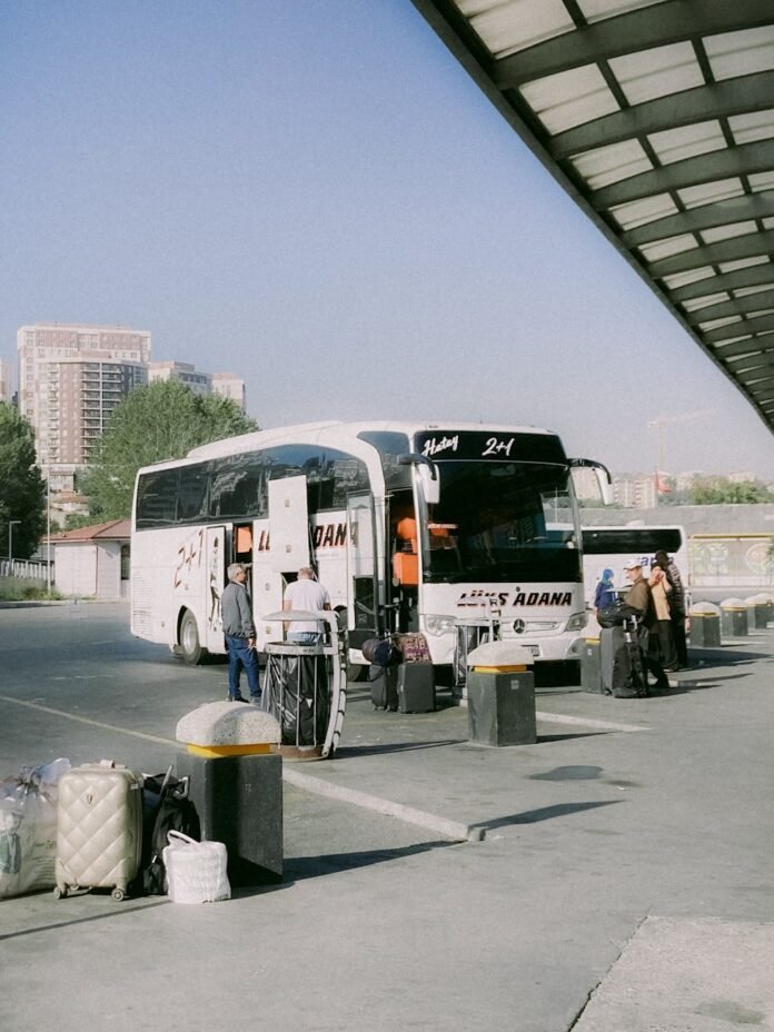 bus on station