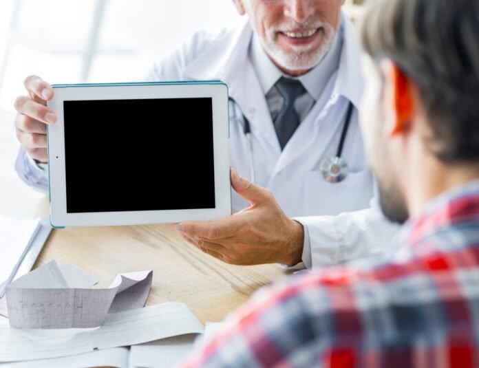 IA em consulta médica ajuda pacientes com câncer de próstata