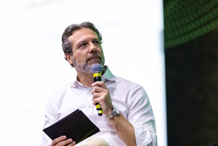 87767e06 a384 4687 8734 1ecd897e4c73 Falconi investe R$ 100 milhões em IA e tecnologia