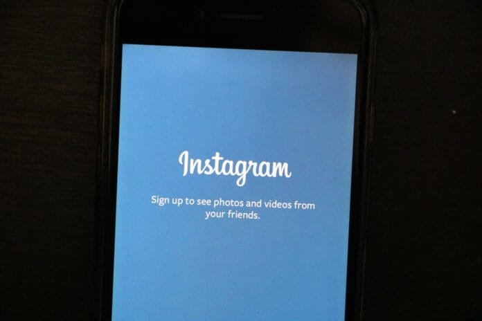 pexels photo 276923 turned on phone displaying instagram application