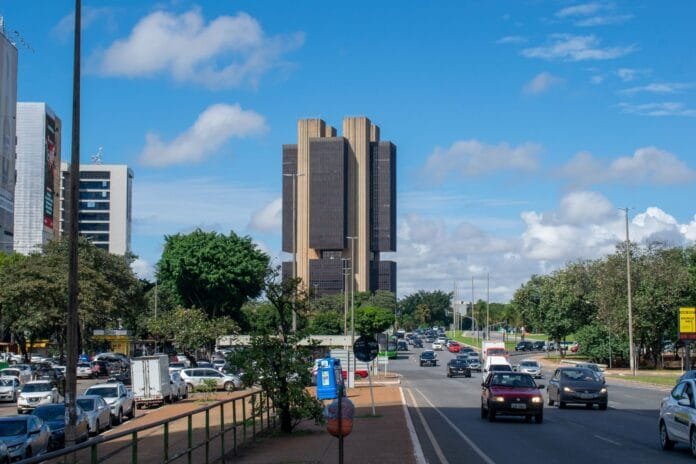 brasilia urban scene with central bank building